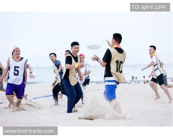 飞盘运动的魅力与挑战：深入广州飞盘队的灵活性与团队精神探讨